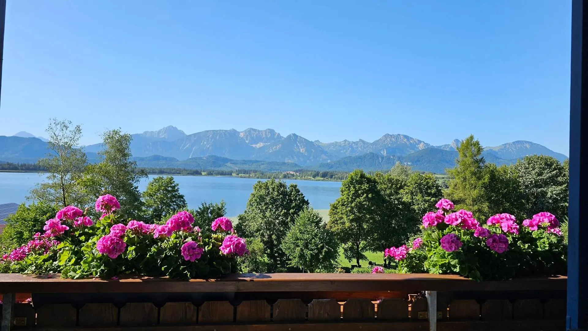 Landhaus Amberg Hopfen Am See // Hopfensee // Fuessen Apartment Fussen